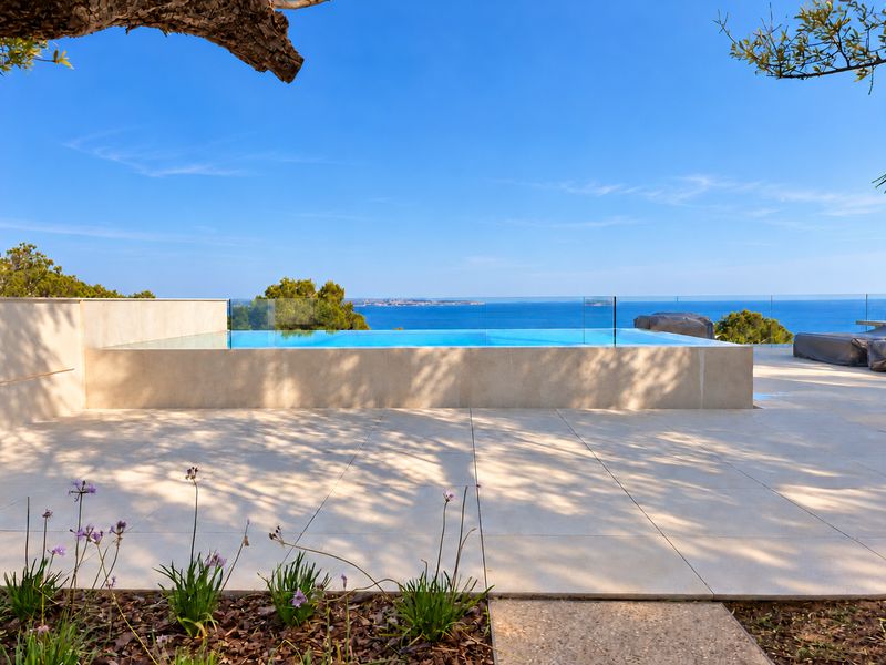 Terrace with pool and sea views