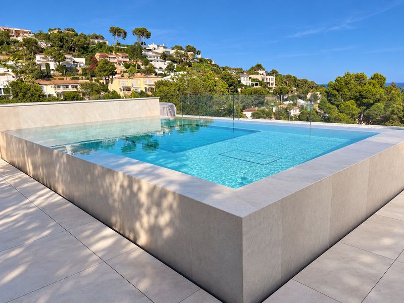 Infinity pool overlooking the bay